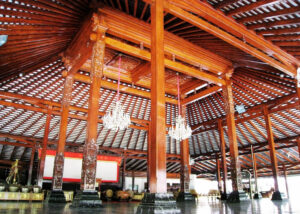 Arsitektur Tradisional Nusantara: Sebuah Perbandingan antara Joglo dan Melaka